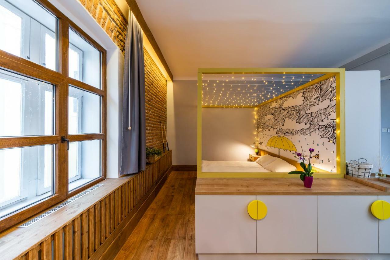 The Yellow Umbrella Studio Kaloşvar Dış mekan fotoğraf